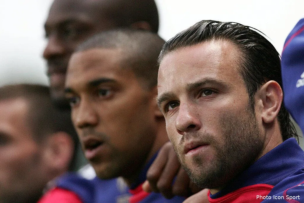 valbuena ne craint pas le public francais 57063 9100