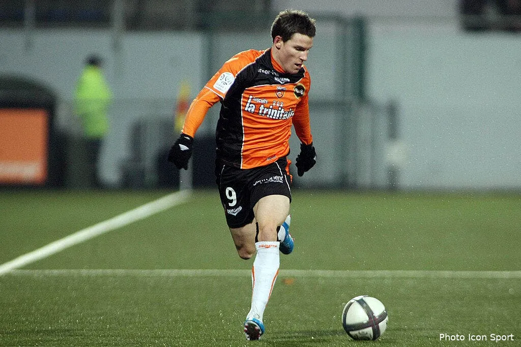 valence passe a l attaque pour gameiro 65191 13795