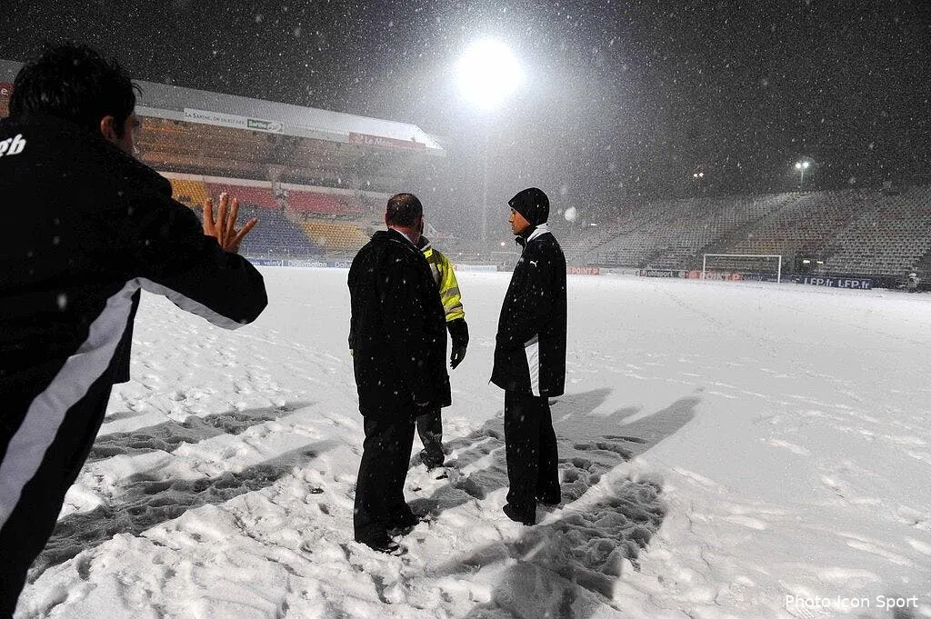 video en belgique on evite les coups de boule de neige 64511 13257