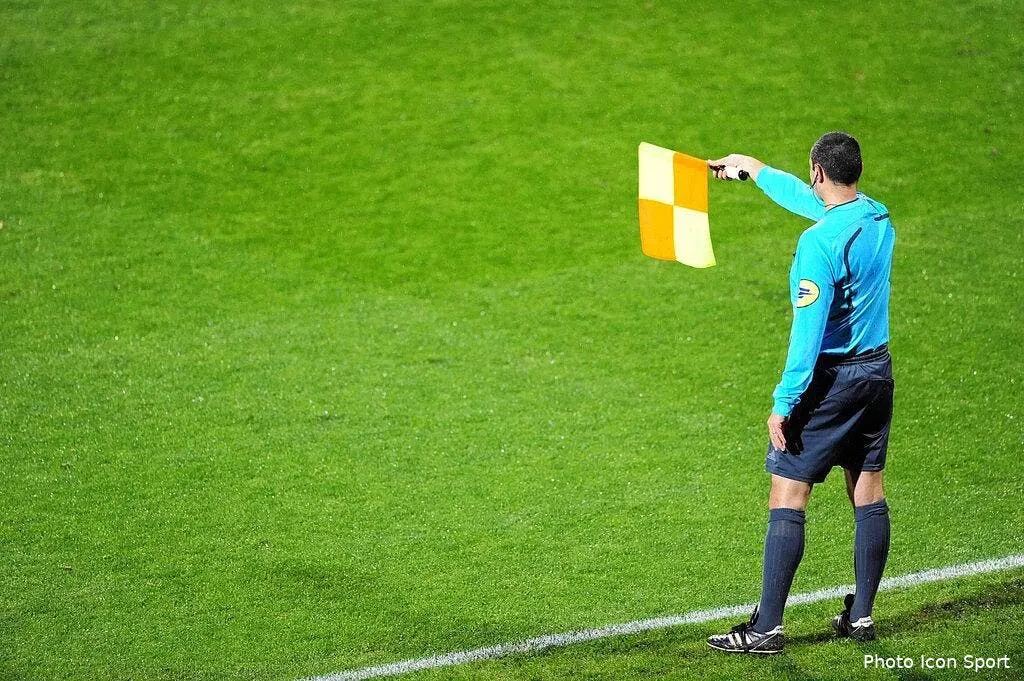 video et dire qu on se plaint de l arbitrage francais 45294 6743