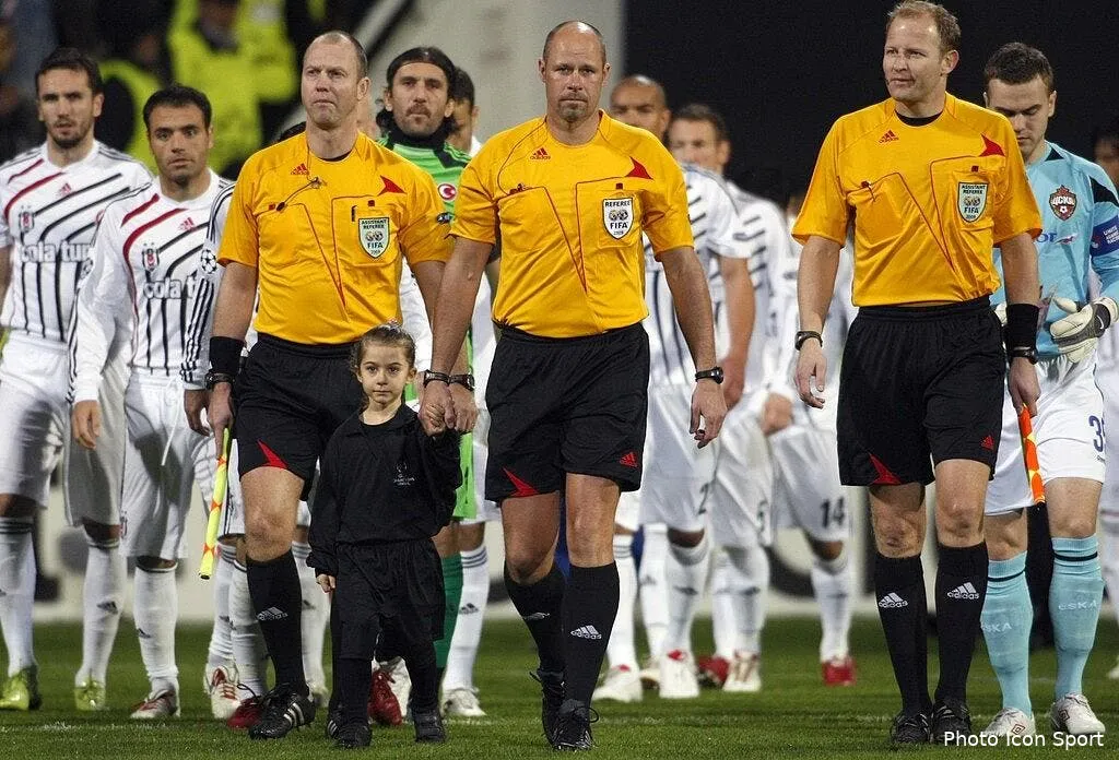 video la blague a ne pas faire a l arbitre 44808 6654