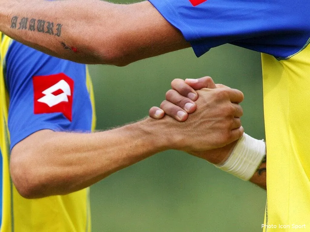 video les arbitres italiens c est pas ca non plus 64139 12980