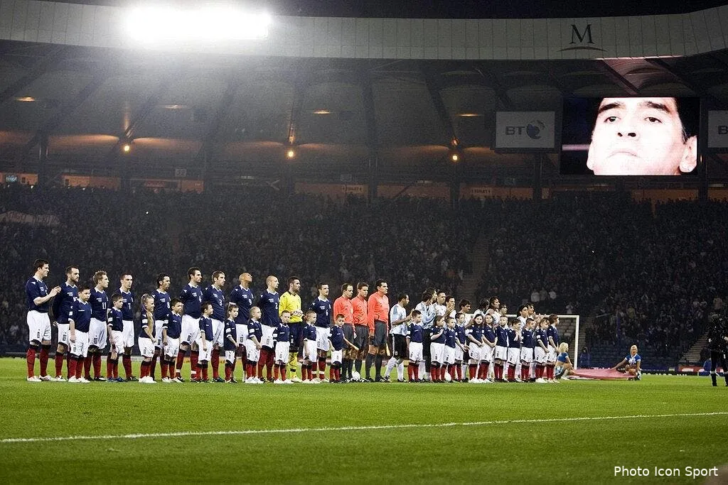 video les ecossais perdent leur fair play des qu ils voient un anglais 59160 10006