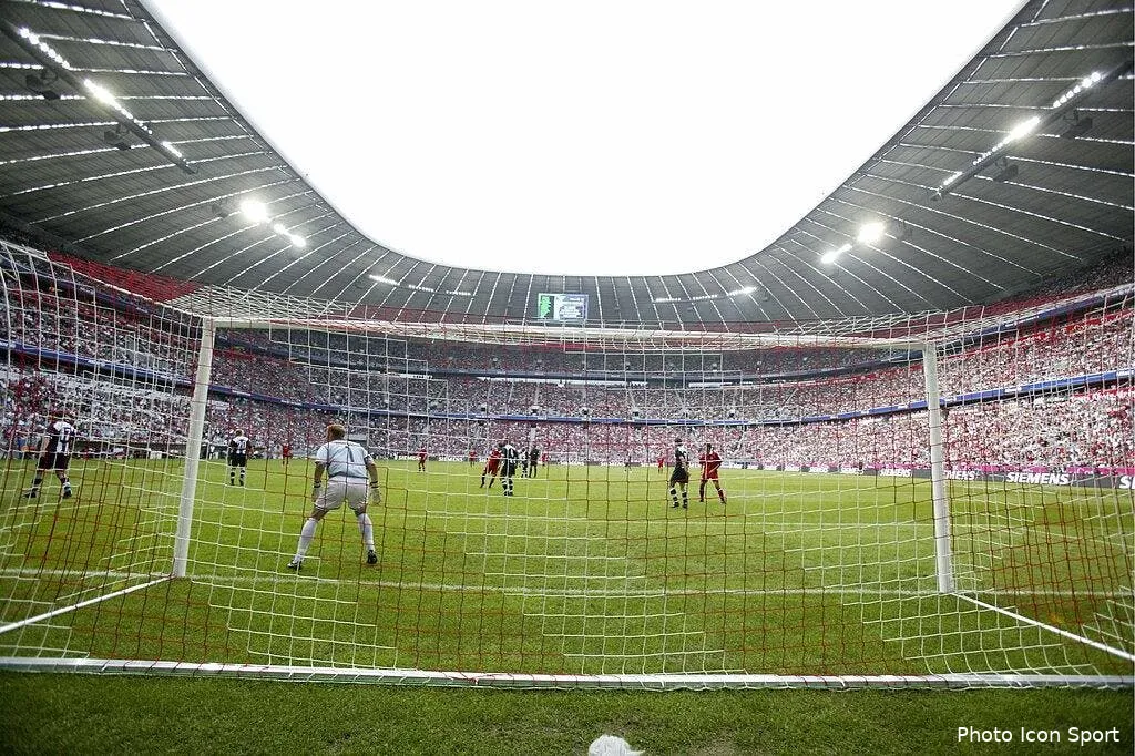 video un but de 60 metres arrete en plein vol 57558 9278