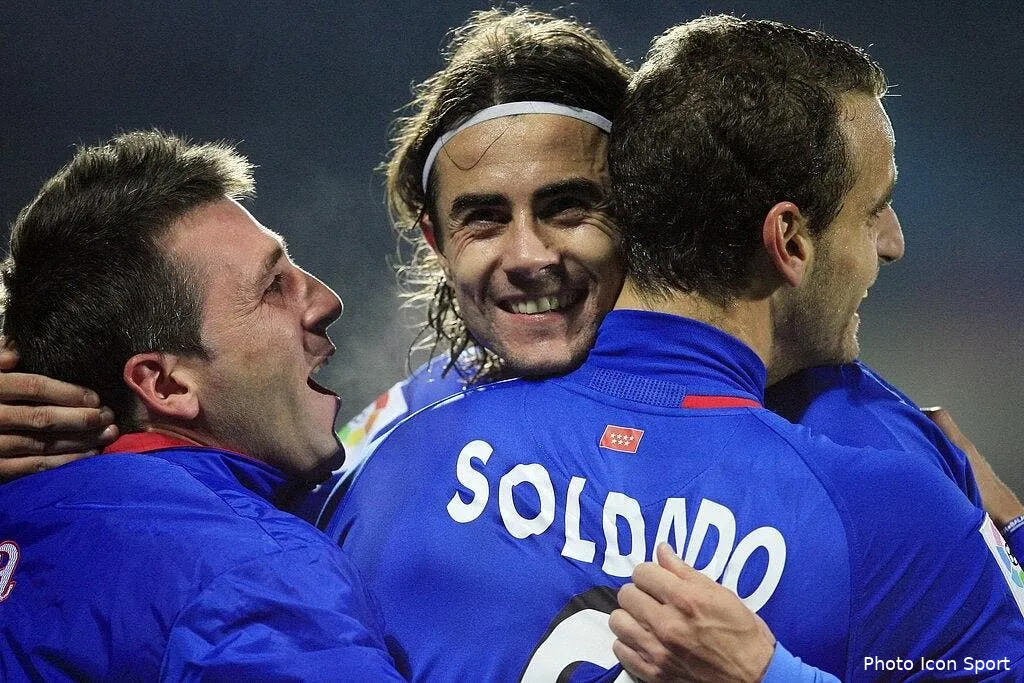 video un ciseau retourne qui decoupe pour getafe 52441 8052