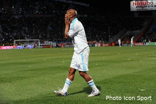 wiltord fait l unanimite sur le banc 24144