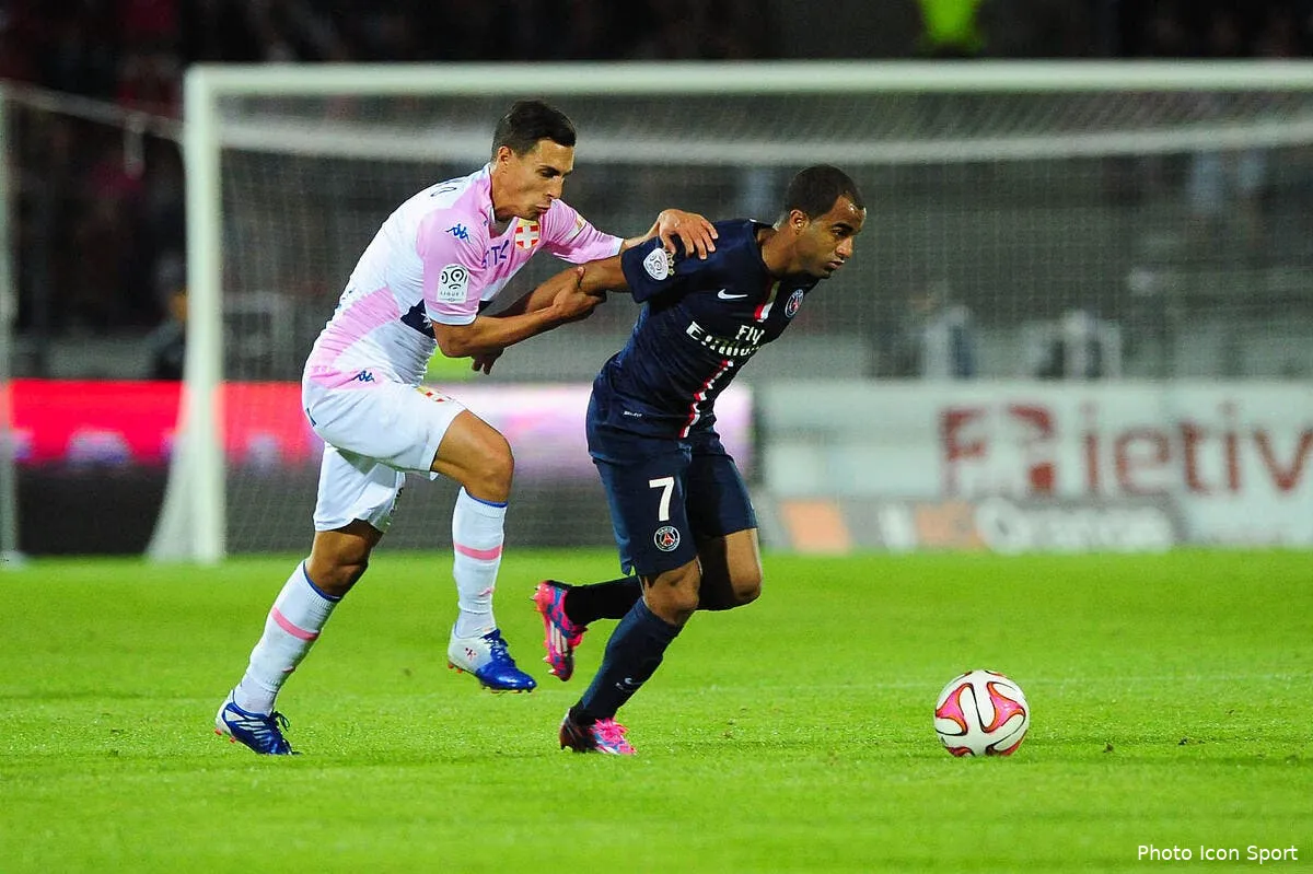 0 0 face au psg et evian se sent un peu moins con iconsport jpt 220814 02 1390265