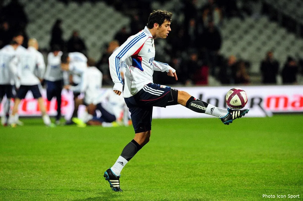 24 me sur gourcuff l ol reconnait avoir fait une erreur iconsport jpt 041211 96 4030635