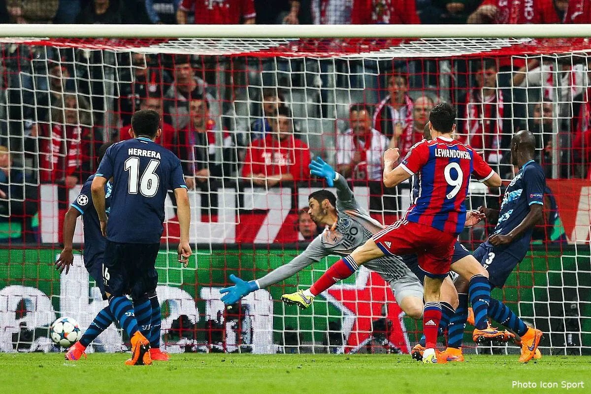 6 1 le bayern fait une mannschaft face a porto iconsport bpi 210415 01 06109501