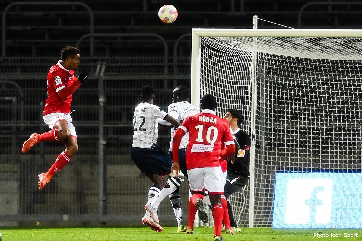 6 2 nimes ecrase clermont le havre passe sur le podium iconsport dim 150116 01 07130703