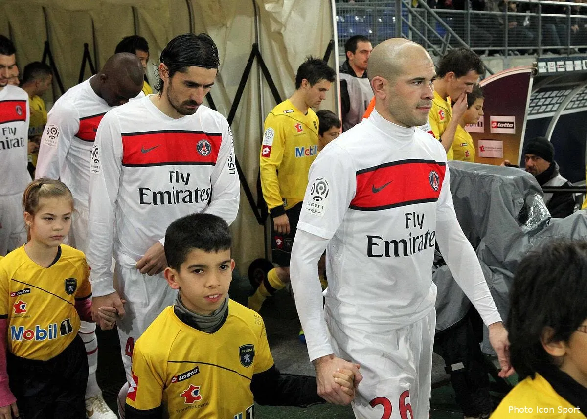 75 d impots sur les gros salaires ca fait tiquer les footballeurs iconsport con 101211 22 0531769