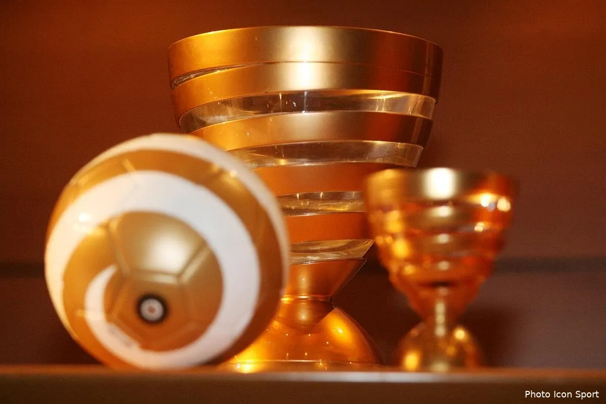 8e de finale psg asse en tete d affiche iconsport oap 011008 01 13124613