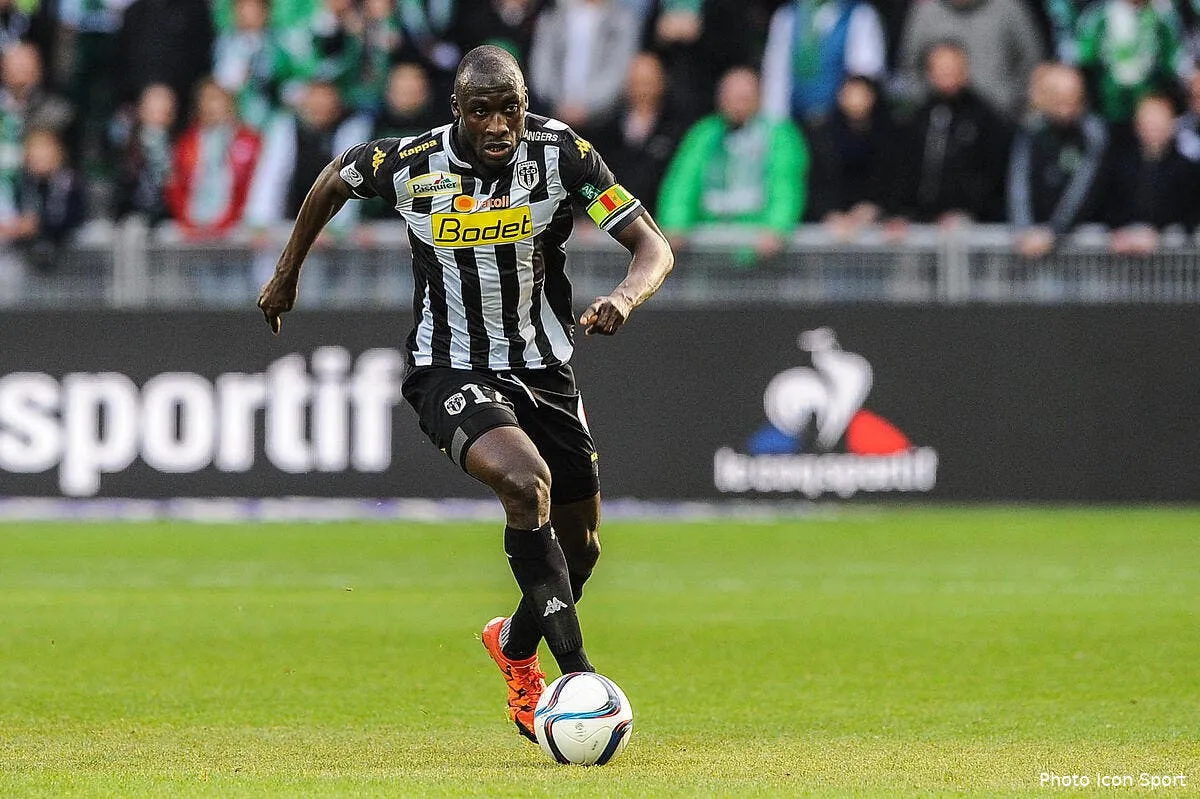 a angers cheikh ndoye a tranche iconsport jpt 201215 10 30132147