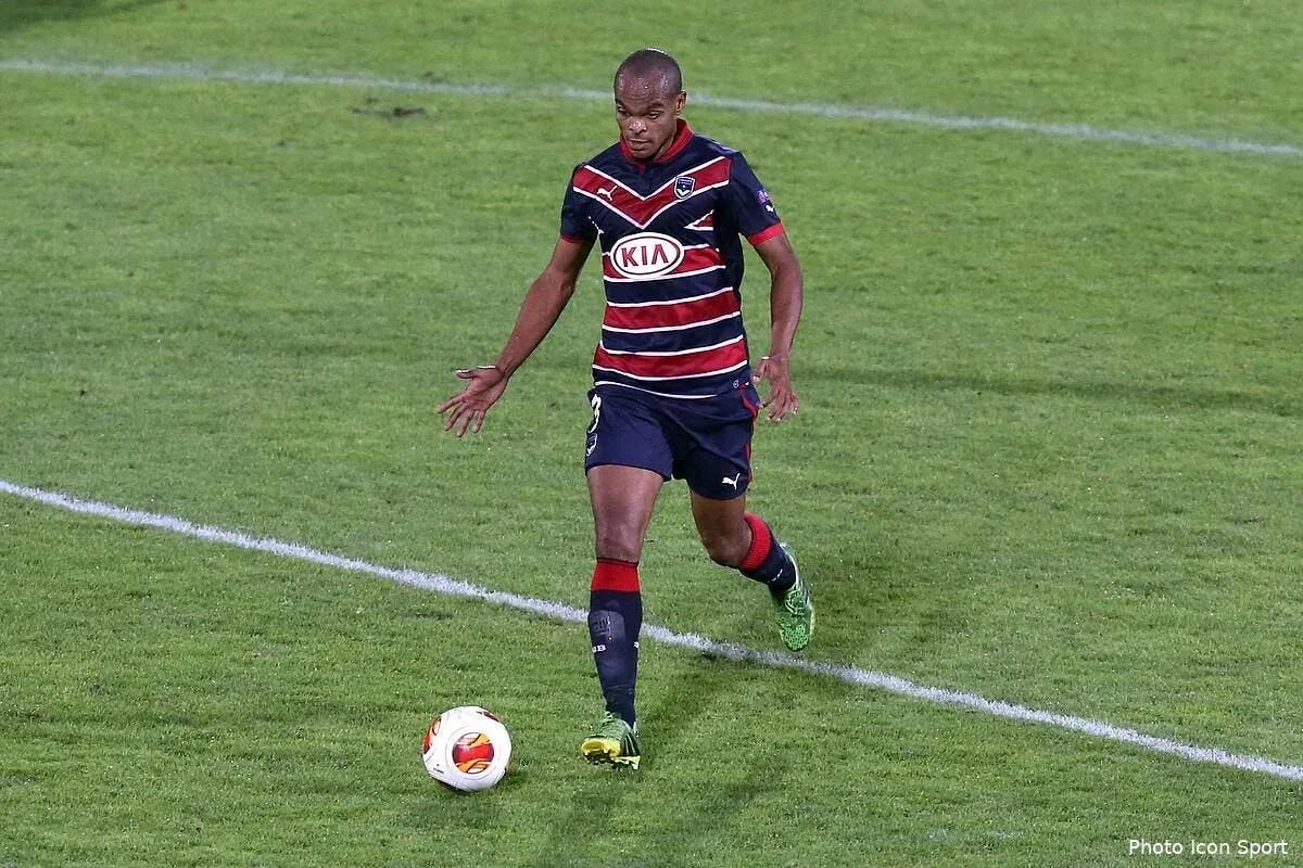 a bordeaux henrique se rebelle contre les critiques iconsport blo 241013 26 4168565