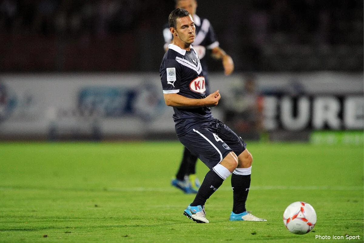 a bordeaux la concurrence passe par la jeunesse iconsport jpt 110812 08 8238484