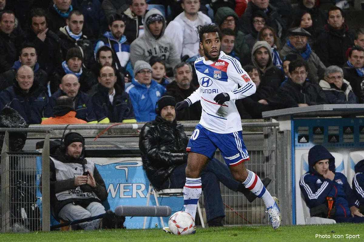 a l ol les chevilles de lacazette temoignent de son talent iconsport por 281112 66 0744375