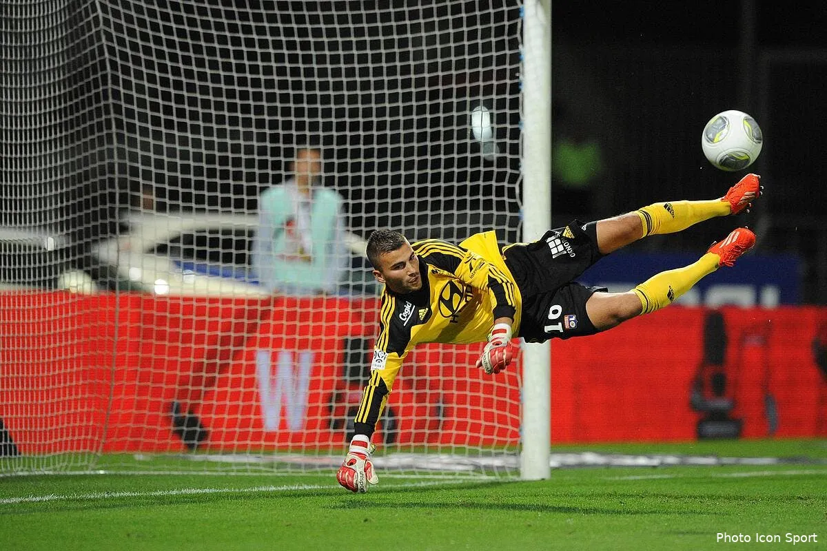 a l ol lopes marque de gros points reconnait garde iconsport jpt 100813 64 6663433