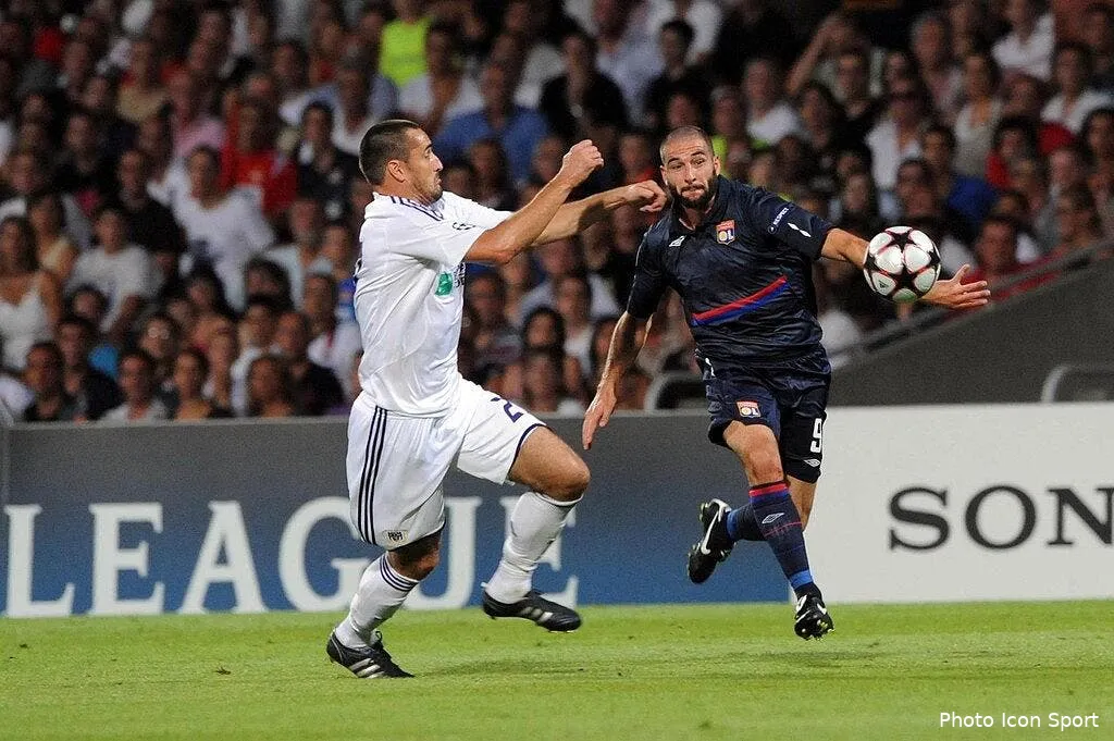 a lyon de finir le travail 34685 4980