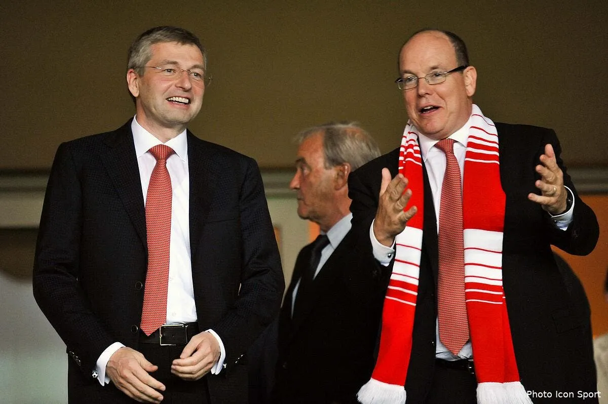 a monaco le prince albert aime le foot propre iconsport sim 160914 05 0897411