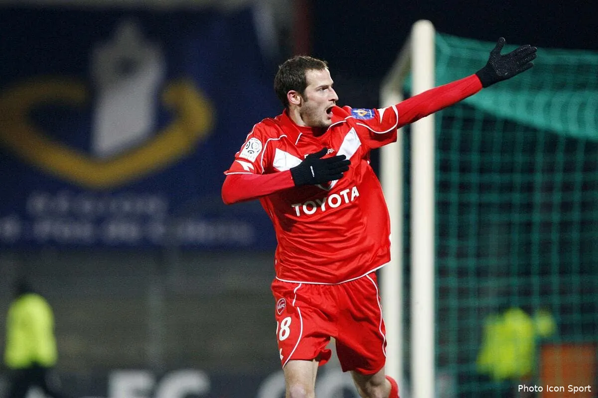 a valenciennes tout va bien dans le meilleur des mondes iconsport gra310109 01 1342221