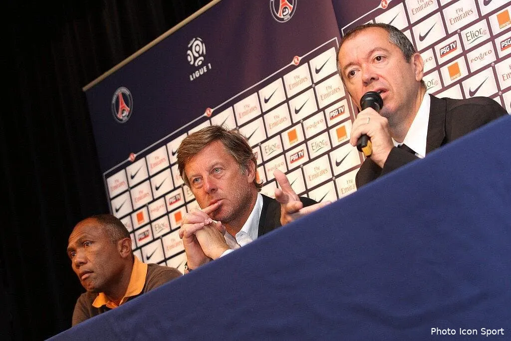 a vendre psg pour 50me s adresser a colony capital 70003 17920