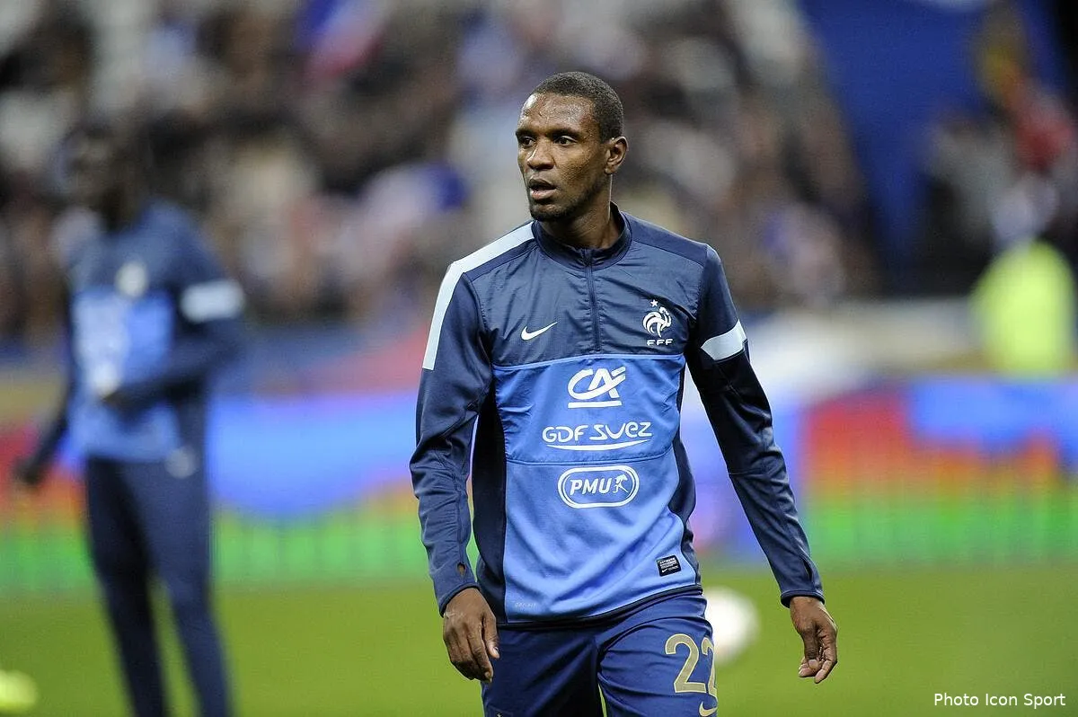 abidal n a atteint que la moitie de ses objectifs avec les bleus abidal edf72319