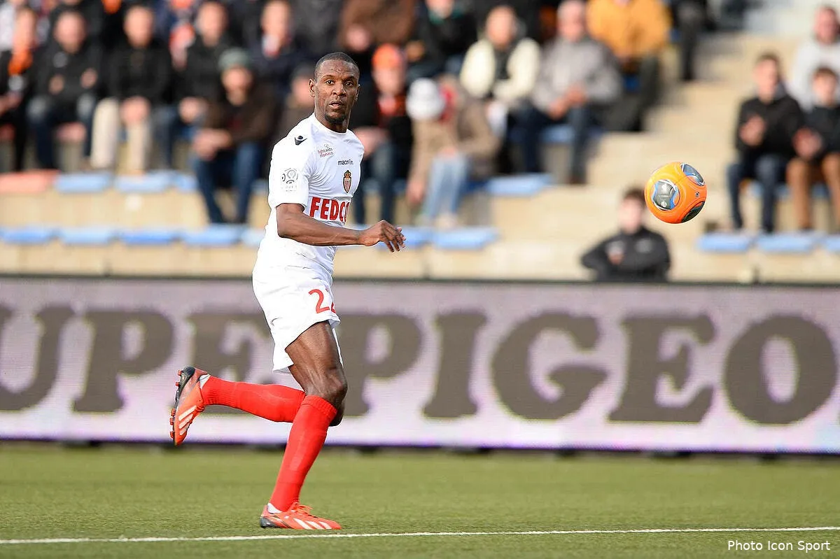 abidal s excuse et s entraine iconsport por 010214 08 3279259