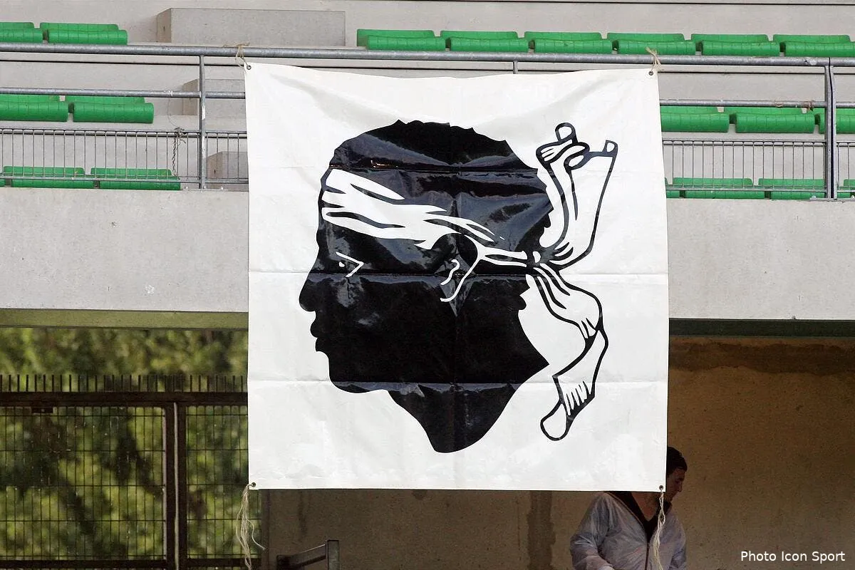 ac ajaccio sc bastia 4 0 iconsport oap010808 01 71149186