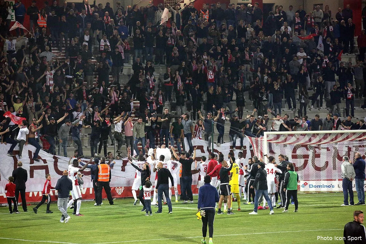 aca hac racisme violence puis victimisation duluc en a marre iconsport blz 080517 01 06219633