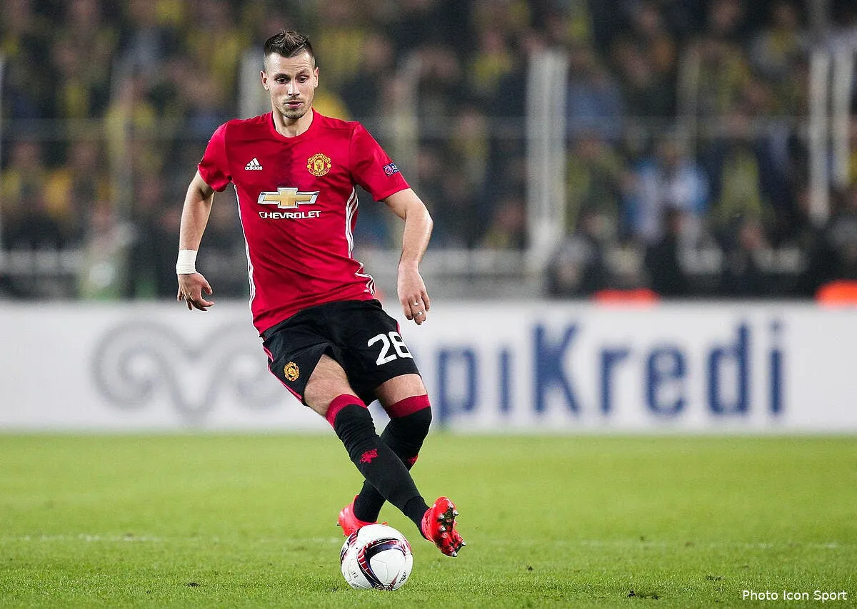 accord mu everton annonce pour schneiderlin iconsport bpi 031116 08 24166830