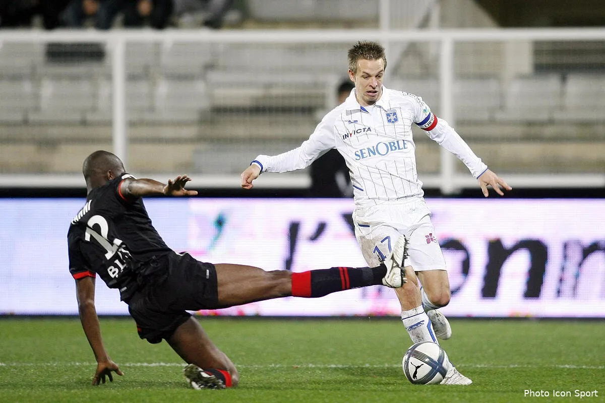 accord trouve entre pedretti et lille iconsport per 141110 38 0220220