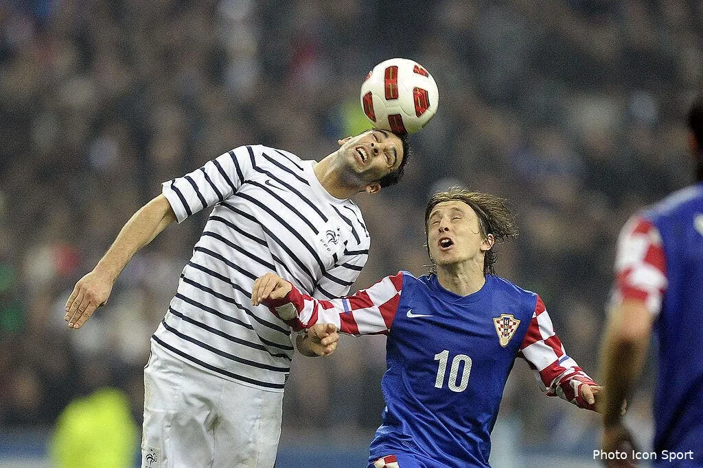 adil rami finalement incertain contre caen 69398 17397