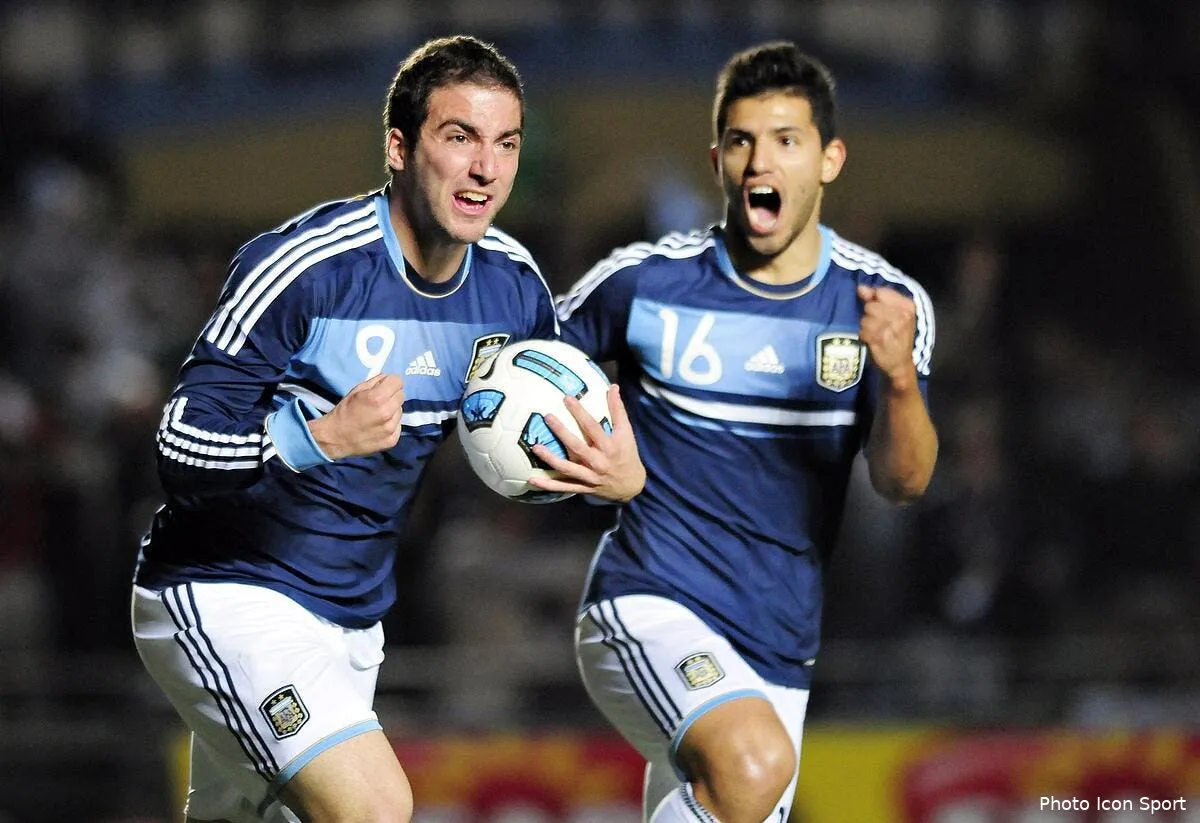 aguero veut rester a city higuain bloque au real madrid iconsport ppg 160711 01 05 135394