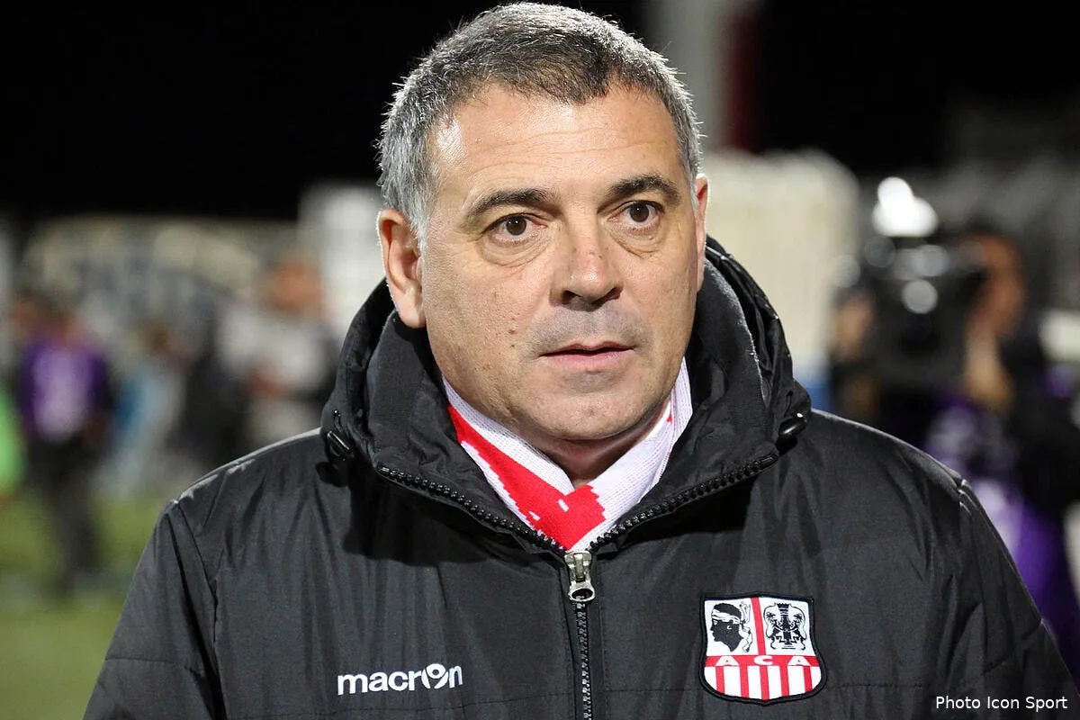 ajaccio accepte de descendre mais avec classe iconsport jbp 221113 01 0477059