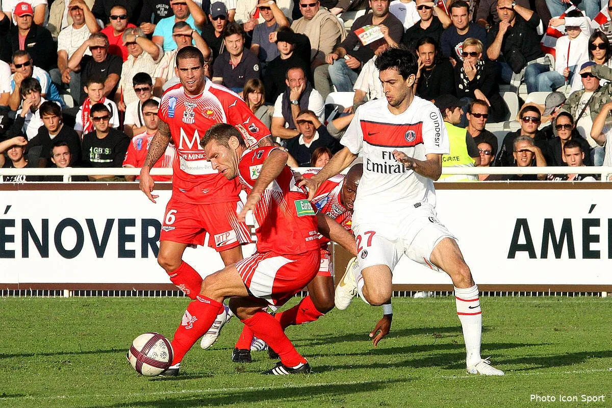 ajaccio et le psg deux clubs bientot ami ami iconsport blz 161011 05 1826077