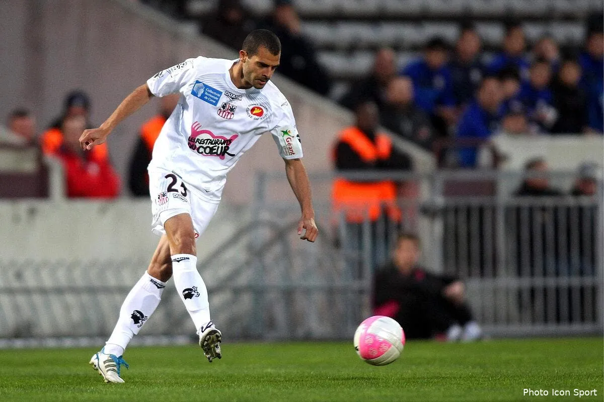 ajaccio sort du rouge mais broie du noir iconsport blo 170312 05 3634043