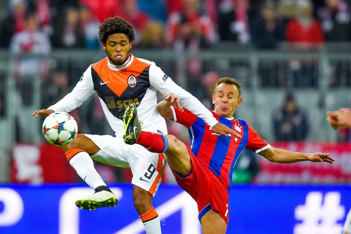 al ahli annonce la signature de luiz adriano iconsport mis 110315 09 08114489