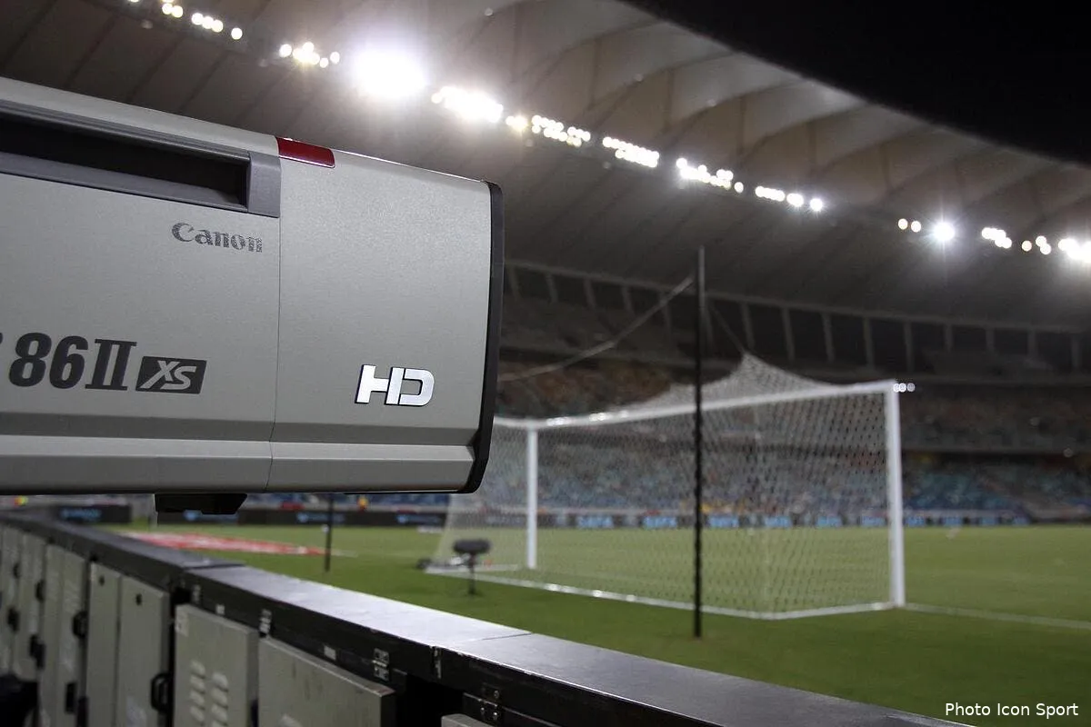 al jazira s attaque aussi aux droits de l euro 2012 iconsport how 270110 10 0228021