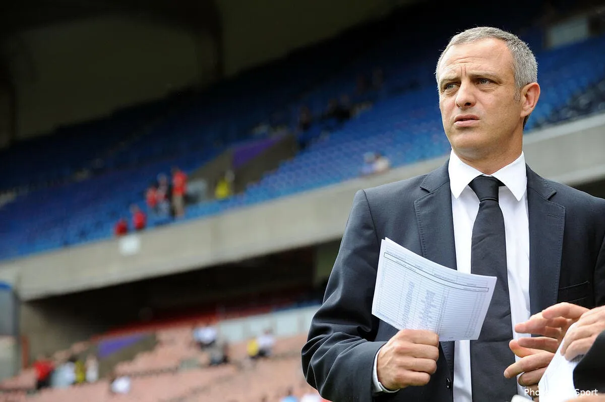 alain roche rapidement pousse vers la porte du psg iconsport jpt 310710 92 11429307