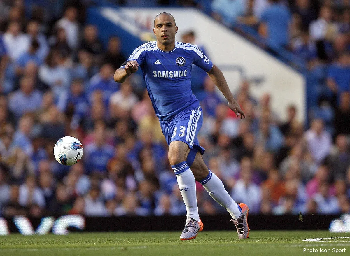 alex veut quitter l angleterre aller au psg ou au bresil iconsport spi 200811 11 0129807