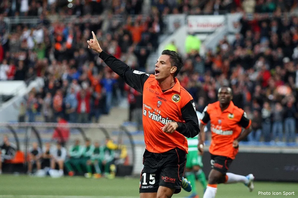 aliadiere fan absolu de gourcuff iconsport tra 170911 05 0224977