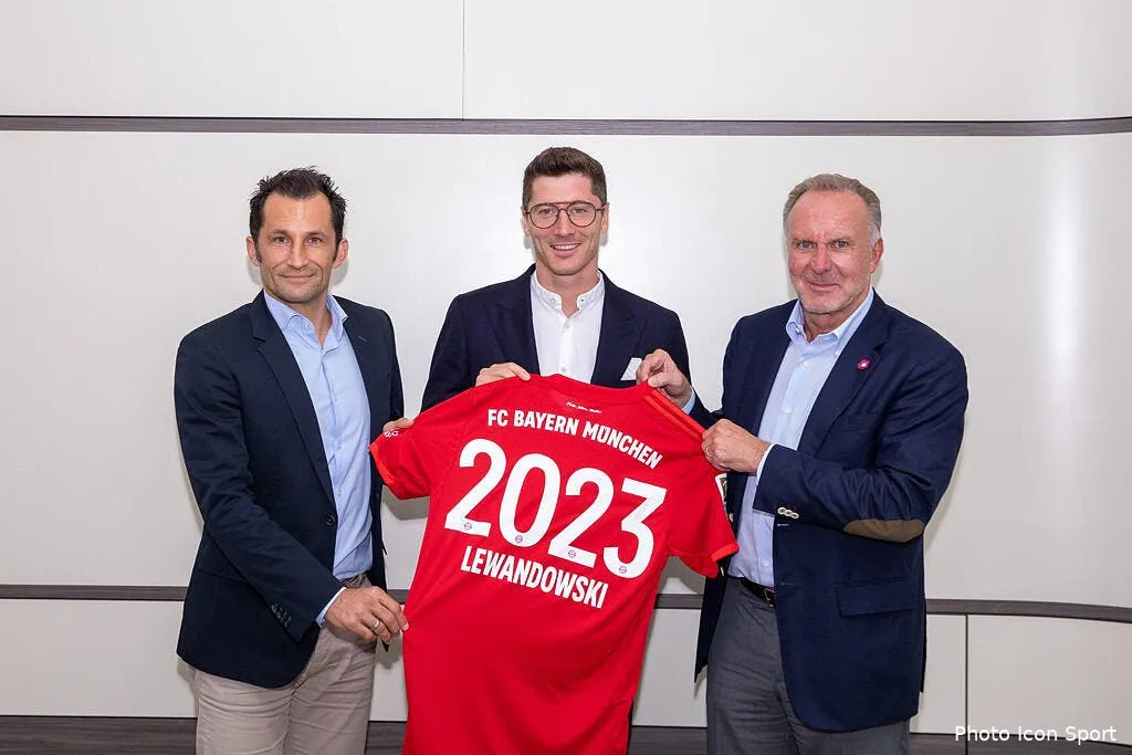 all lewandowski prolonge jusqu en 2023 au bayern munich saved image 2019 08 29 at 4 23 06 pm262893