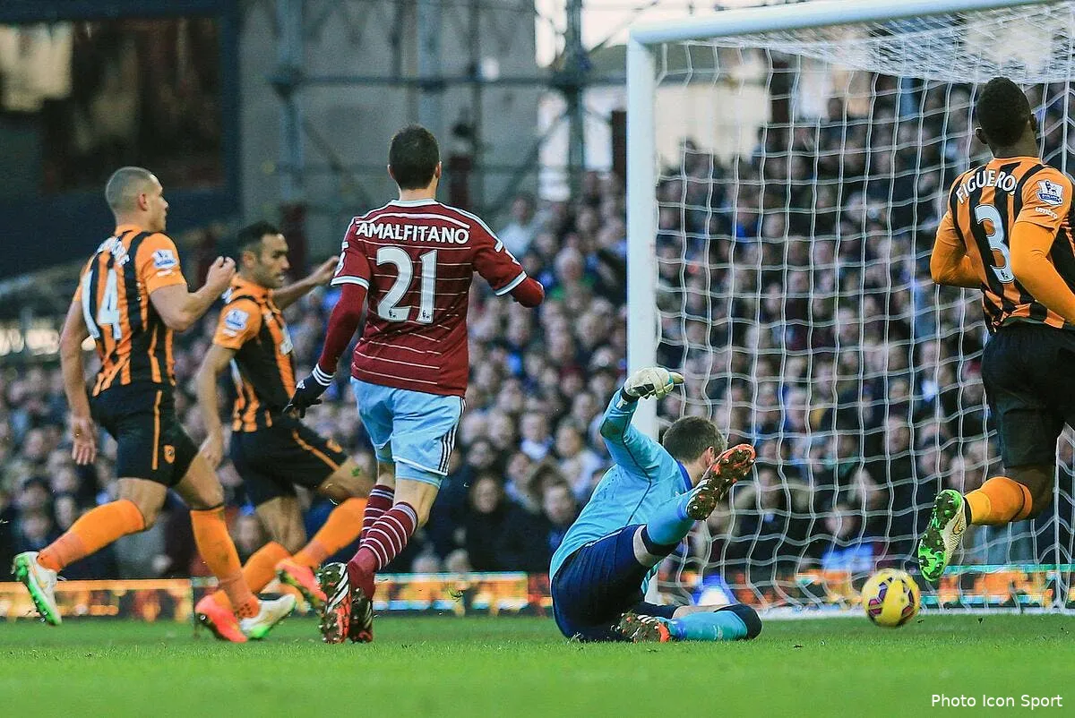 amalfitano prolonge a west ham iconsport spi 180115 104 29106493