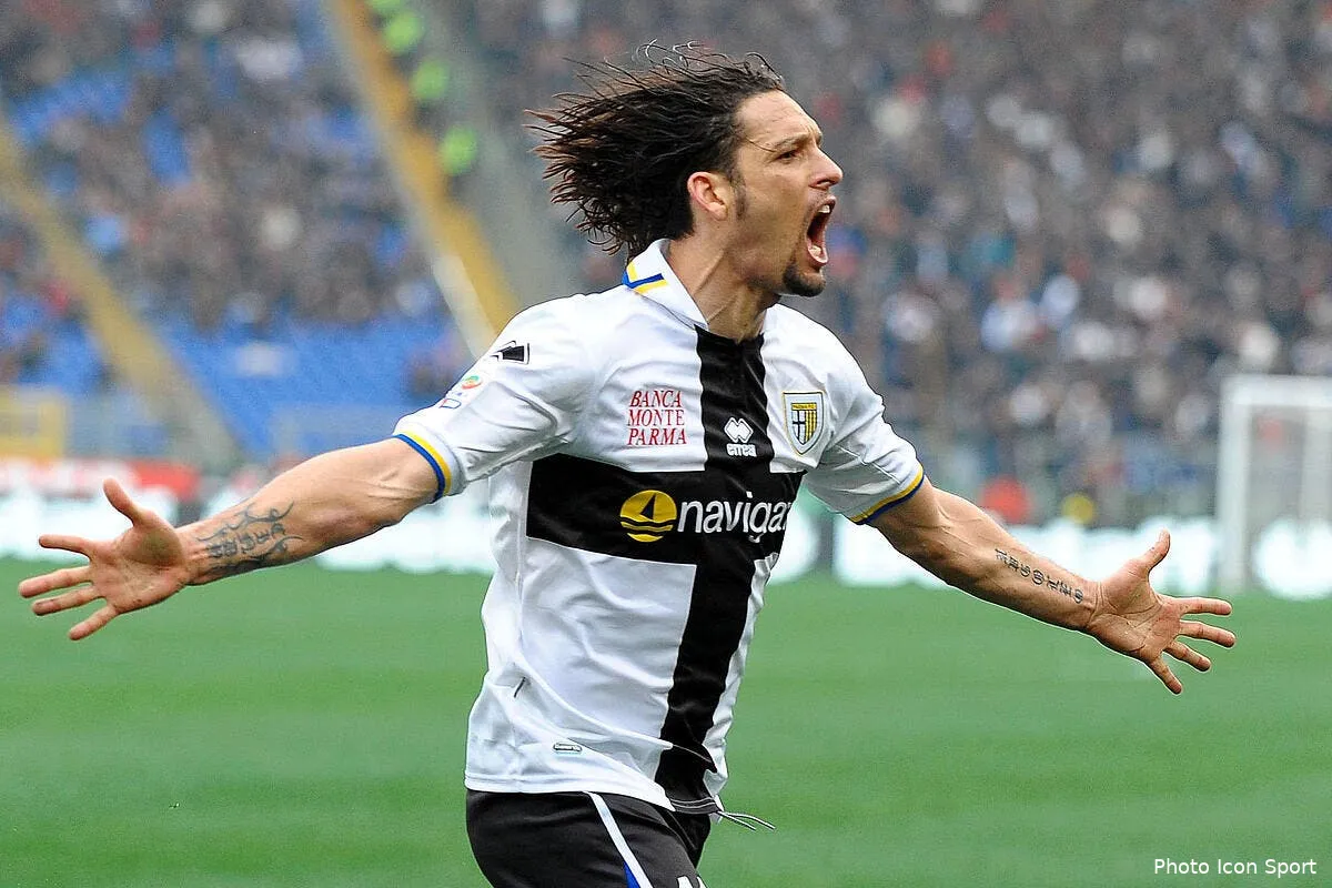 amauri avait dit non a l om il pourrait dire oui au psg iconsport ima 270211 46 0425789