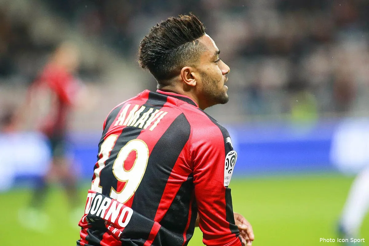 amavi a l ol son agent la joue fine iconsport hao 040415 08 18 1113479