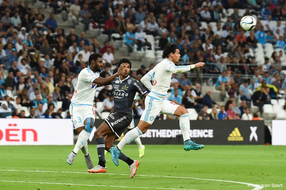 amoros attaque les choix defensifs de l om iconsport dim 130915 89 38124031