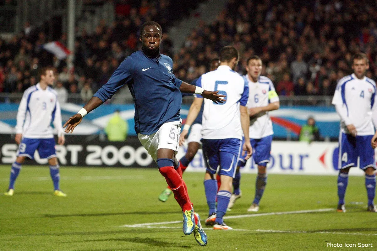 ancienne cible de l ol mangala envoie son cv au psg iconsport vmi 141111 01 0927560