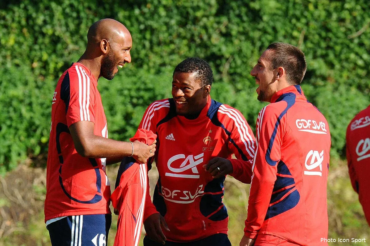 anelka dernier defenseur sur patrice evra iconsport oap 040909 109 0671801