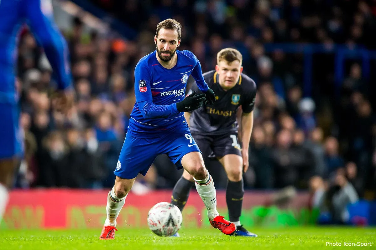 ang higuain est choque sarri lui colle un gros avertissement higuain 7243493