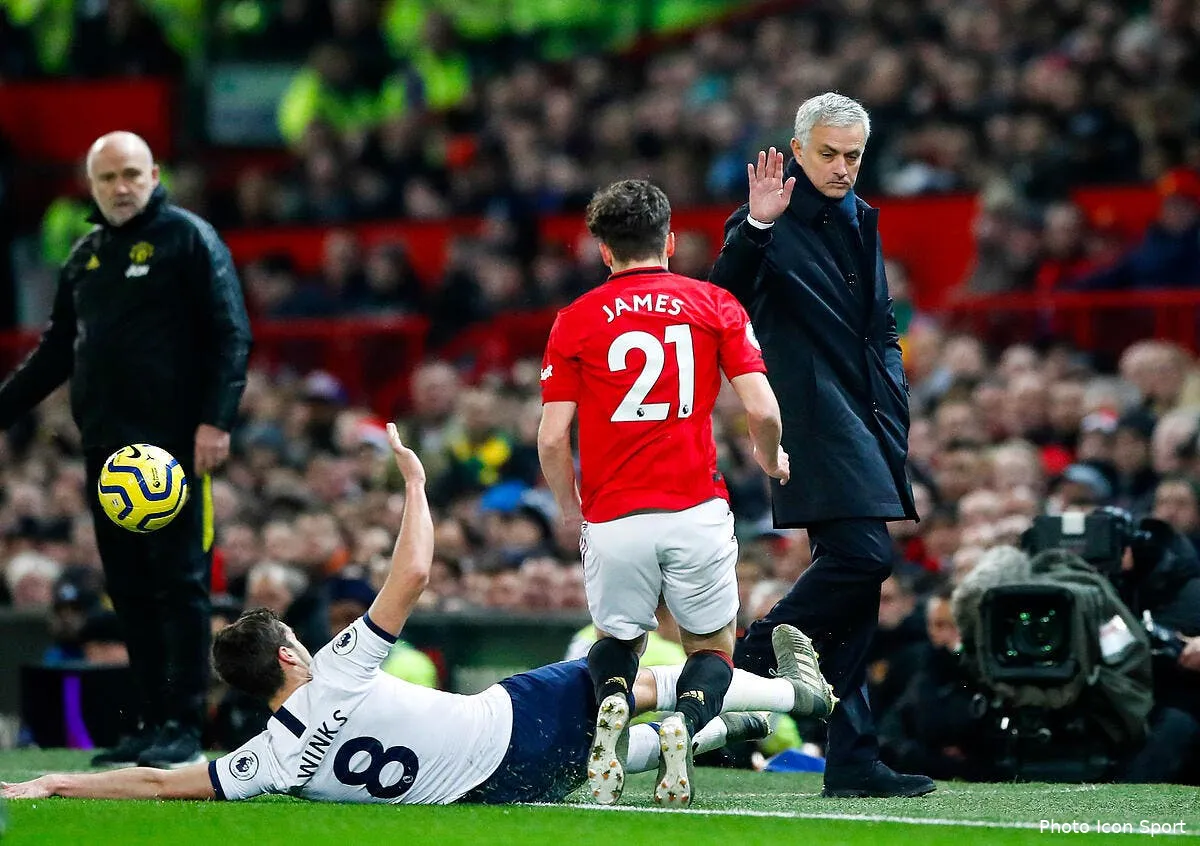 ang man utd fait tomber mourinho et tottenham icon 48796552271837
